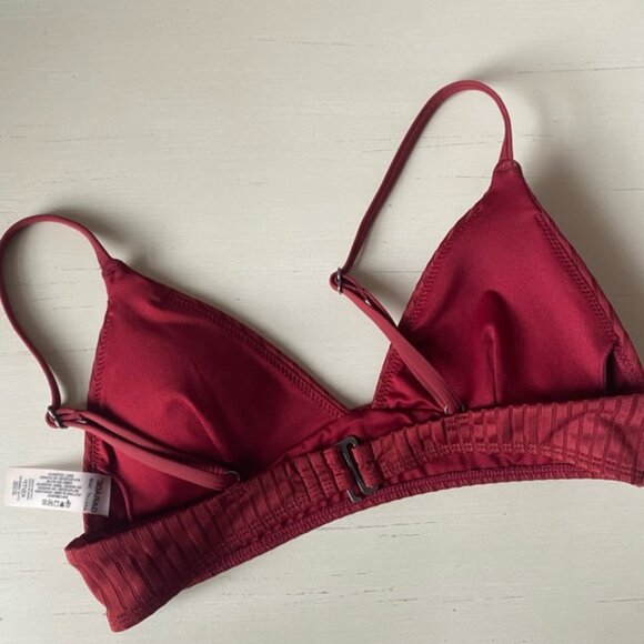 NWOT Garage burgundy red ribbed triangle padded bikini top - Picture 3 of 4